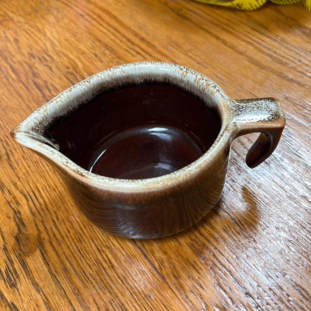 Pfaltzgraff vintage brown/cream drip 1960’s creamer. No chips or cracks.
